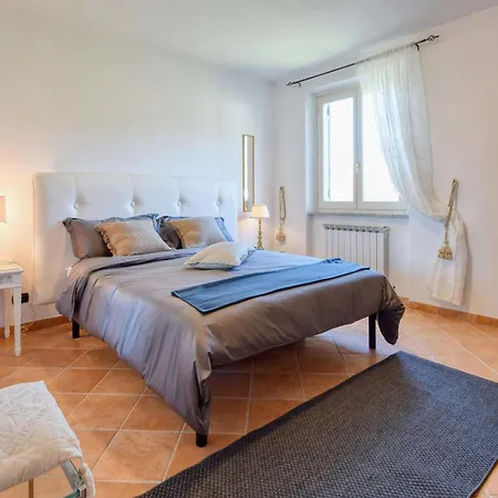 Cozy In Pianezza Cicagna With Wifi بيت للعطل *
