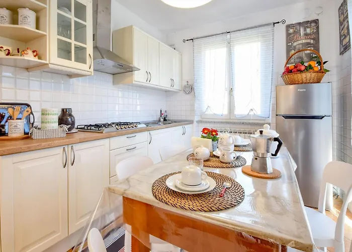 Silvia Semesterbostad Orero