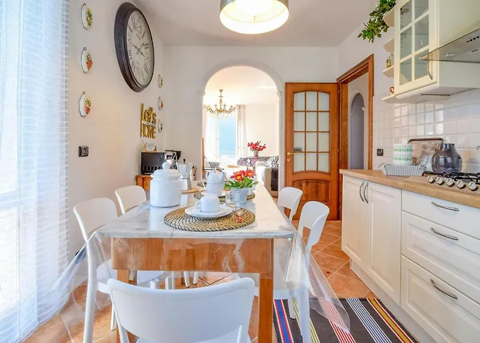 Semesterbostad Silvia Orero